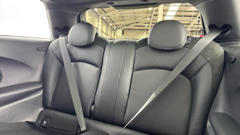 MINI Hatchback 1.5 Cooper Sport II 3dr Petrol Hatchback